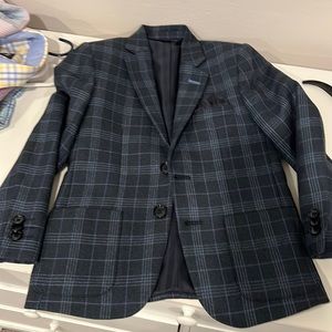 Size 5 perfect condition leo zachary blazer